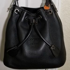 Classic Dooney & Bourke md Drawstring